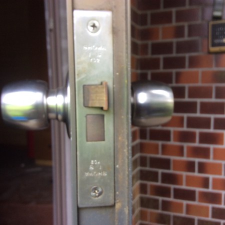 鍵が無くなっていたので、防犯の事も考えて自分で取り替えます！